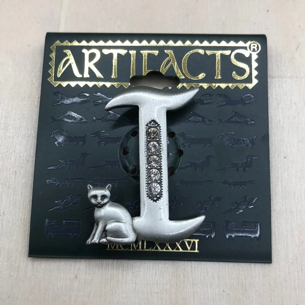 JJ Jonette Jewelry Artifacts Initial Letter I Cat Brooch Vintage. Statement.